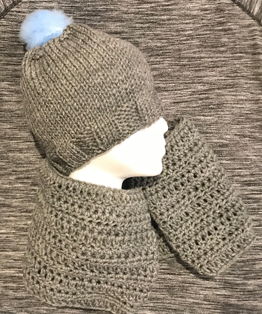 Hat & Scarf Set